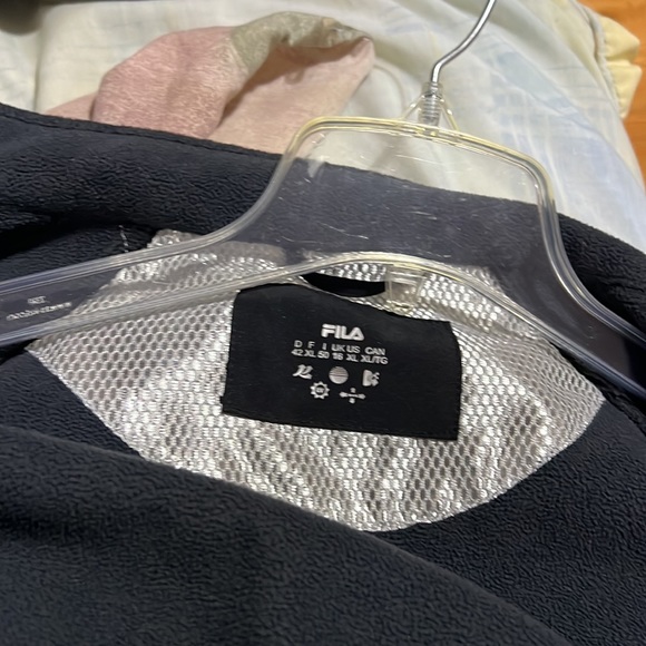 Pre-Owned Fila  Men Black Jacket, Size XL in Great condition. - Picture 6 of 6